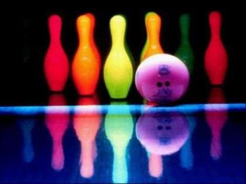 GlowBowling 01